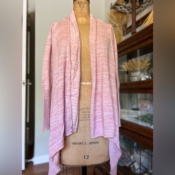Prana pink comfy cardigan with no closure - Picture 1 of 8
